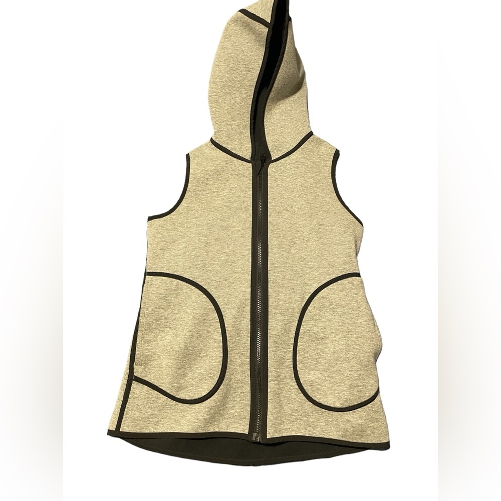 New Lululemon Women's Cotton Blend Sleeveless Hoodie Color Gray Size 6